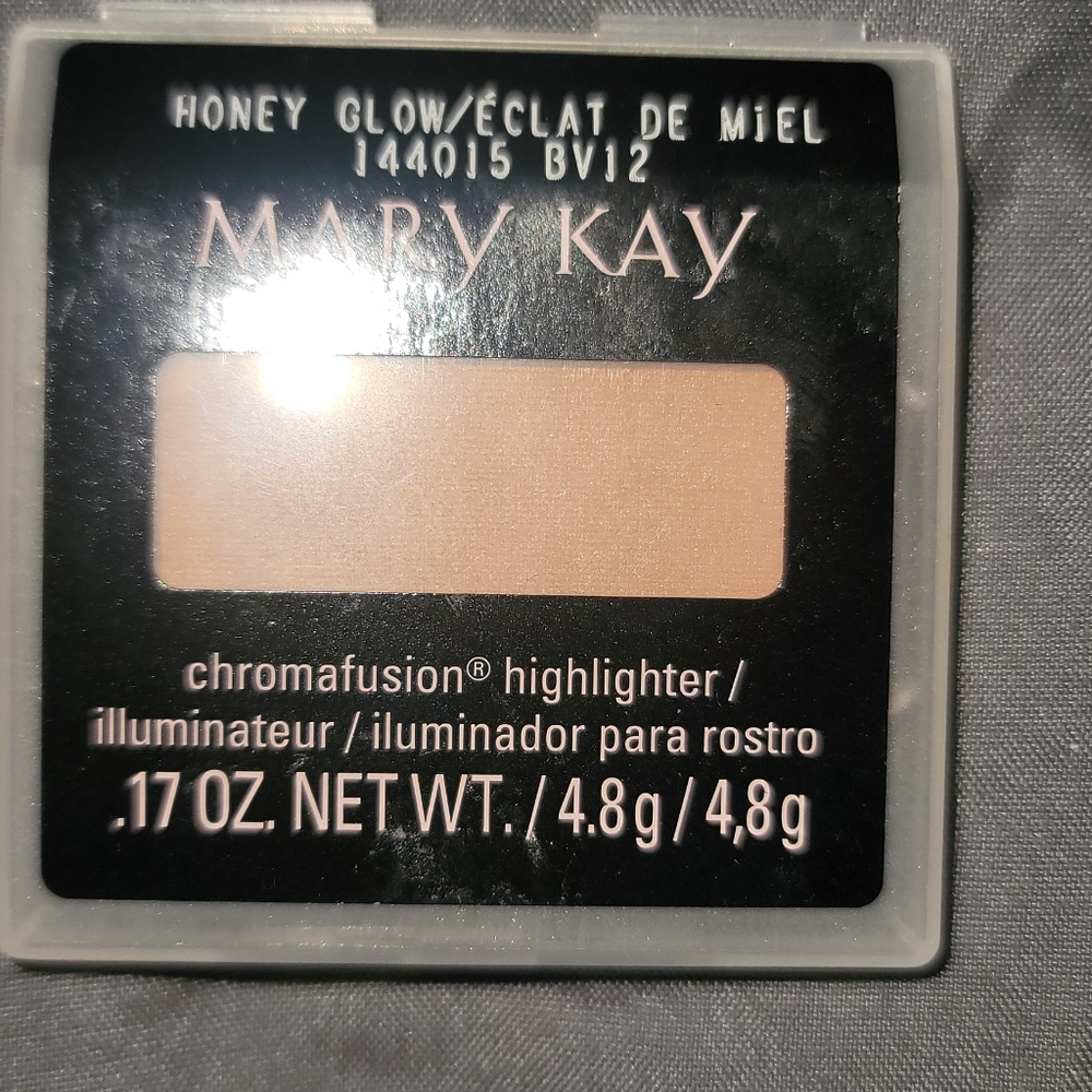 Mary Kay Chromafusion Highlighter